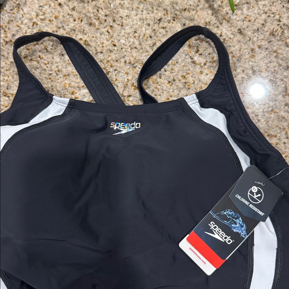 Speedo Swimsuit One Piece Creora Highclo Quantum Splice High Cut Black 12 NWT - Picture 8 of 10